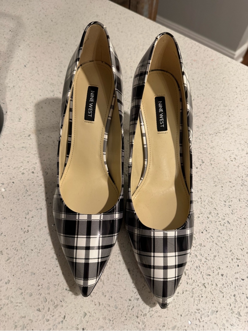 Nine West Women’s Black & White Plaid Pumps NWOT - Picture 5 of 5